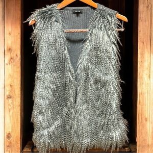 Alyx Faux Fur Knit Vest Size 1X‎ Gray Black Boho Chic Winter Layering